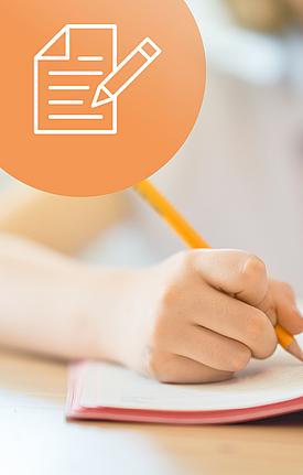 Icon Dokument mit Stift, Foto einer schreibenden Hand mit Schulheft